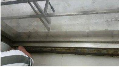 沿施打區域貼上遮蔽膠帶